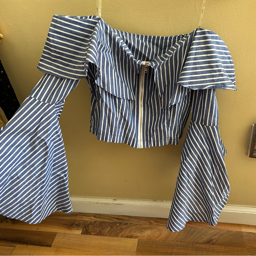 Blouse - Picture 2 of 3